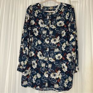 Duluth Trading Co. Wrinklefighter Floral Tunic